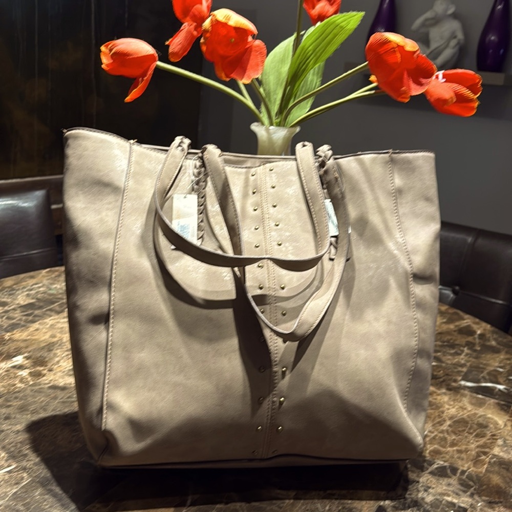 Large Brown tote/pocketbook or can be used d for laptop bag. (15 w x 13 L x6 D)